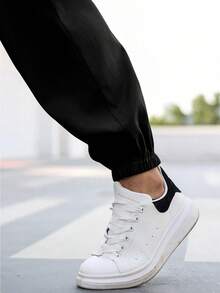 Manfinity Homme 大码男士字母图案抽绳腰锥形工装裤 - 黑色 - 查看 5