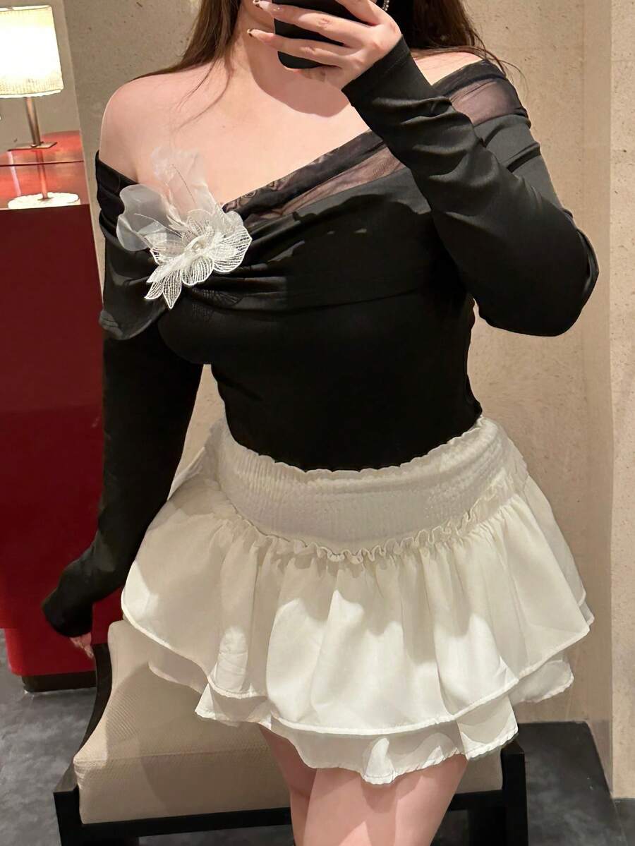 Flirla 大码女式优雅露肩网眼拼接领口 3D 花卉性感拼接 T 恤,女式上衣,纯色,秋冬,春季,约会,日常 - 黑色 - 查看 1