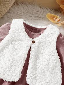 SHEIN Vintaside Kids 2件組女嬰可愛灰粉色燈芯絨泡泡袖洋裝與毛茸茸背心外套，秋季鄉村風加厚保暖親子套裝 - 藕粉色 - 查看 6