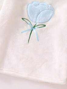 SHEIN Girls' White Plush Purple Tulip Embroidered Bow Top, Minimalist Blue Plush Pants, 2 Pieces Sleepwear Set, Suitable For Home & Sleep - Baby Blue - View 4