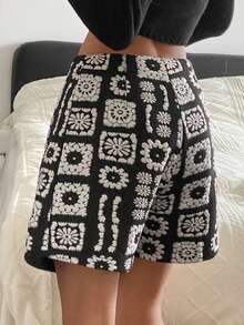 DAZY Shorts elegantes assimétricos em jacquard contrastante preto e branco vintage para mulheres, outono/inverno