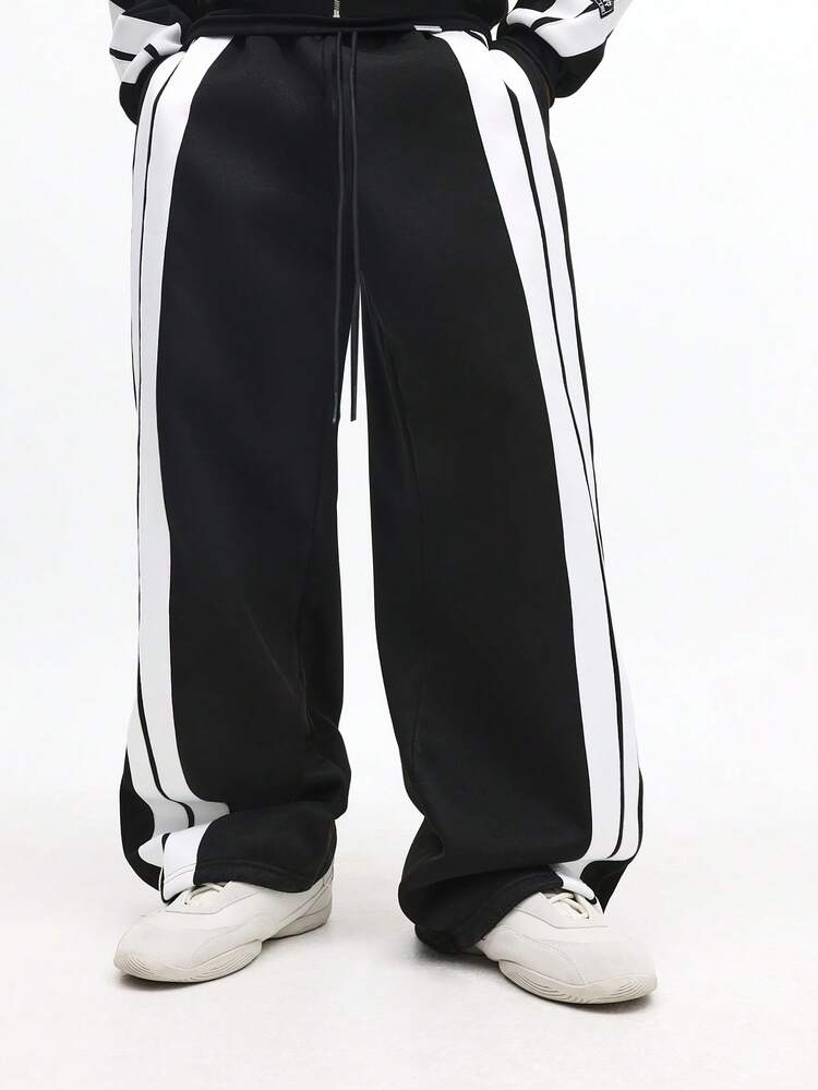 Loose Fit Sweatpants With Side Stripes