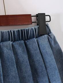 Girls Casual Fashion Daily School Style Round Neck Long Sleeve Loose 3D Pearl Sequin Bow Sweatshirt + High Waist Pleated Denim Mini Skirt 2Pcs Outfit, Back To School Clothes, All Season - Black - View 5