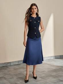 CLARA VERO Set vestă din tweed lurex bleumarin și fustă midi din satin, un costum elegant din două piese pentru femei | Costume de designer de lux | Vestă din tweed strălucitor cu curea și nasturi | Fustă midi clasică din satin bleumarin | Moda feminină 2025 - Albastru marin - Vizualizare 4