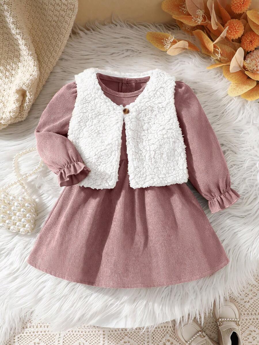 SHEIN Vintaside Kids 2件組女嬰可愛灰粉色燈芯絨泡泡袖洋裝與毛茸茸背心外套,秋季鄉村風加厚保暖親子套裝 - 藕粉色 - 查看 1
