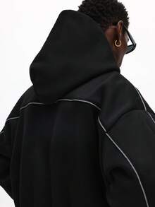 SUMWON 短款套头连帽衫，撞色滚边设计，休闲街头风必备单品，完美叠穿，打造都市时尚风格。 - 黑色 - 查看 5