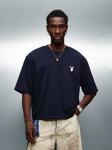 PLAYBOY X SUMWON Áo thun crop top dáng rộng in logo chú thỏ ở mặt sau, thiết kế đồ họa, tay ngắn, cổ tròn, mặc thường ngày, thoải mái, mặc dạo phố, mặc hàng ngày, vừa vặn, dễ chịu - Màu xanh hải quân - Xem 2