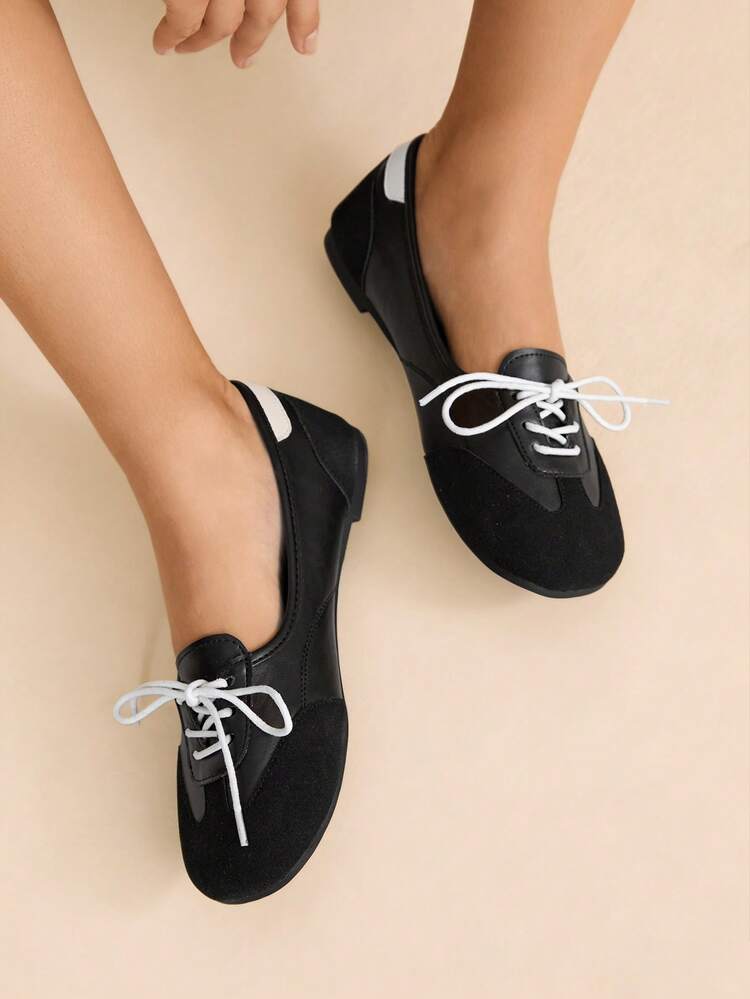 CUCCOO EASI Women's Black Round Toe Flat Mary Jane Tabi Split Toe Shoes, Low Heel, Campus Style