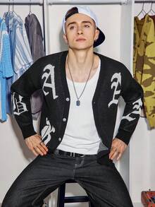 Manfinity Homme Áo len cardigan dệt kim dài tay họa tiết chữ cho nam, phong cách Thu/Đông nam Rave Alt Men Graphic Men Festival Thu Đông - màu đen - Xem 3