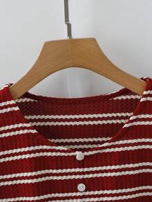 Elaquor Plus Size Women Summer Casual Striped Loose Fit Round Neck T-Shirt