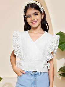 青少年女孩蝴蝶袖子帶褶裥和蝴蝶結側邊花邊襯衫