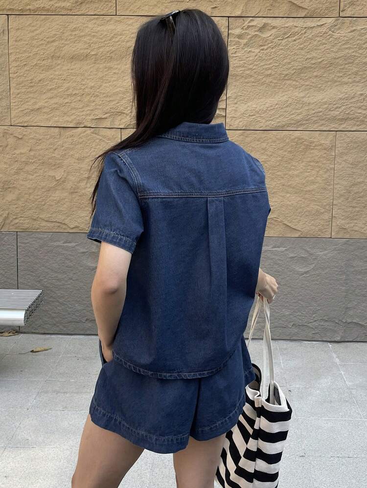 Short Sleeve Loose Pocket Denim Shirt And Shorts Set For Women