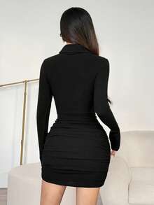 SHEIN PETITE Vestido corto minimalista y casual de unicolor, de cuello alto y manga larga para mujer - Negro - Ver 2
