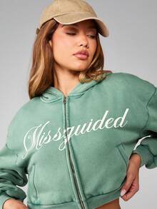 MISSGUIDED Sudadera con capucha corta con cremallera, gráfica, con cordón y bolsillo central para uso casual de mujer - Verde - Ver 4