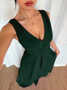 Rafferiza Elegant V-Neck Pleated Waist Pearl Chiffon Wide Leg Jumpsuit, Suitable For Wedding Guest Attire, Purple - Dark Green - View 4