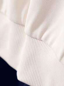 SHEIN 2pcs/Set Tween Girl Casual Simple Graphic T-Shirt And Printed Pants Set With Bag, Fashionable Outfit For Tween Girl, Daily Versatile