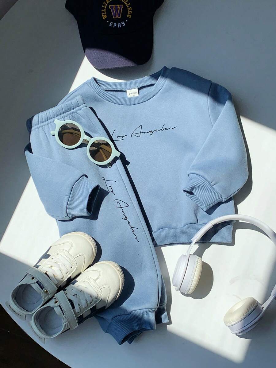 SHEIN 2pcs Baby Boy/Girl Cute Versatile Grey & Blue Fleece Letter Graphic Long Sleeve Sweatshirt & Joggers Tracksuit Set, Autumn/Winter