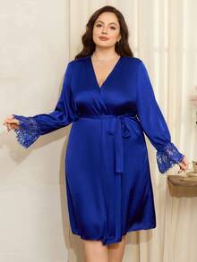 Robe élégante de style français avec dos nu en dentelle, grande taille, hiver