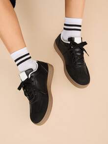 CUCCOO EASI 女士圆头休闲百搭运动鞋 - 黑與白 - 查看 7