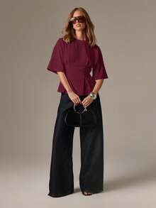 AiiRZ 勃艮第红色荷叶边 T 恤短袖合身腰部喇叭下摆上衣休闲办公室装 - 酒紅色 - 查看 4