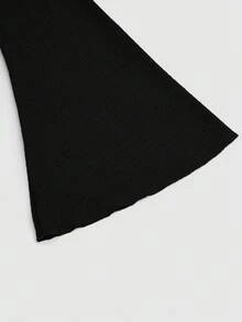 Auvina فستان حفلات أنيق ماكسي للمرأة ذات الحجم الكبير، بتصميم أكتاف غير متماثل، أكمام واسعة مكسرة، وتطريز كشكش، من قماش محبوك متماسك اللون - الأسود - مشاهدة 4