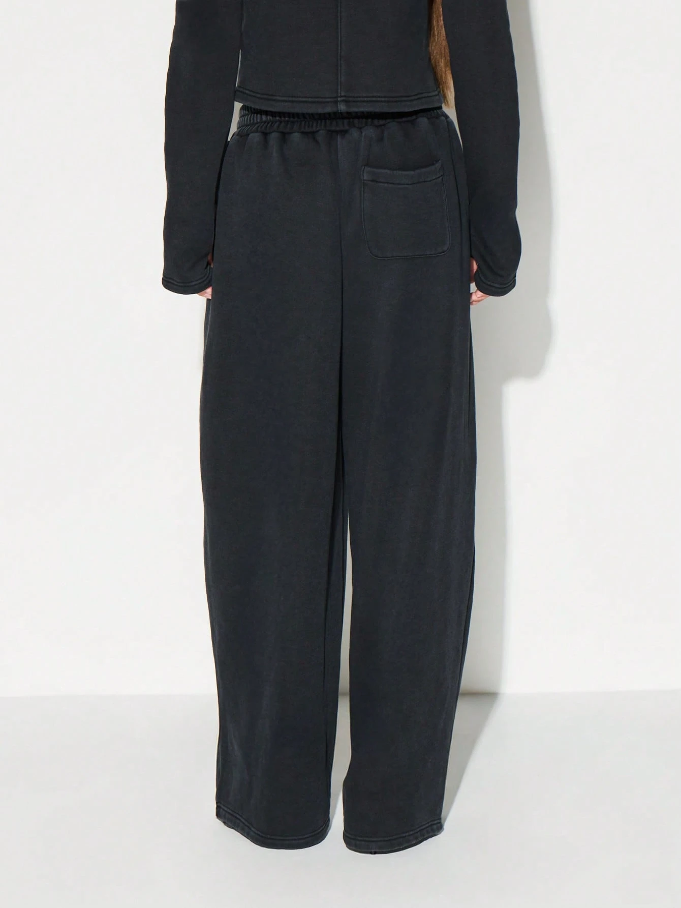 KIZN Washed Oversized Jogger Sweatpants With Wide Leg