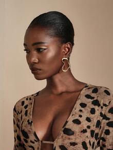 JIAN LASALA Structured Stud Earrings - Yellow Gold - View 3