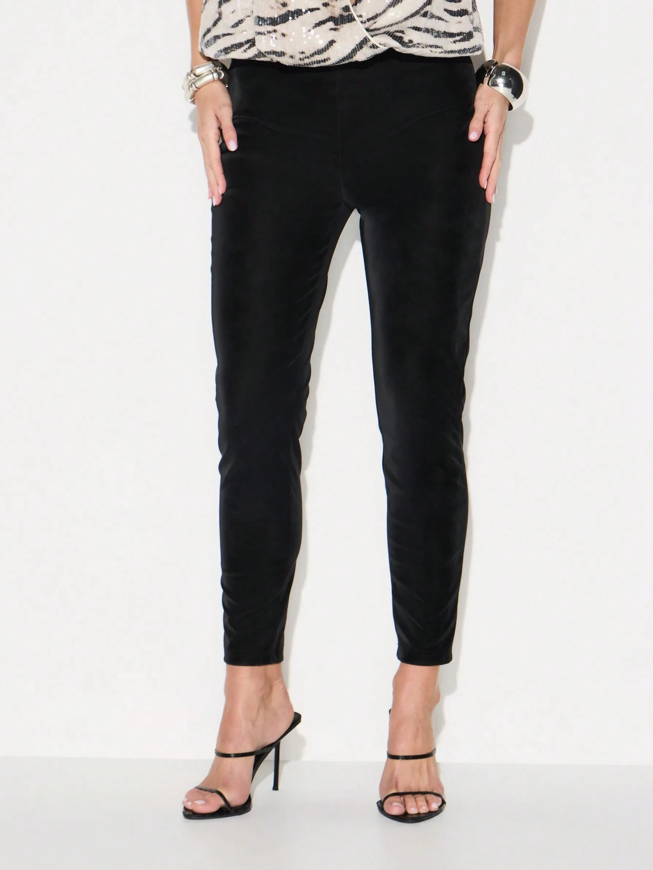 KIZN High Waisted Faux Leather Skinny Leggings