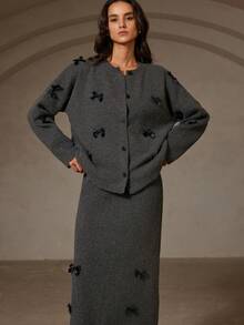 BELROSIE Set 2 pcs: Kardigan Rajut Longgar Kerah Bulat dengan Pita + Rok Midi - Grey - View 4