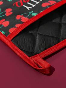 Betty Boop x SHEIN 樱桃红厨房隔热套装 烤箱手套/隔热垫 厨房烘焙必备 有效隔离热源 单/组合 - 彩色 - 查看 6