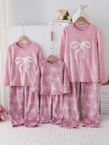 2 件套女童睡衣套装，粉色蝴蝶和心形法兰绒印花，舒适柔软羊毛圆领长袖上衣和裤子，适合日常穿着或家居服 - 粉色 - 查看 3