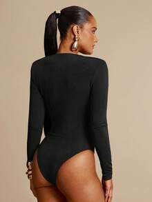 Silquee Bộ đồ liền thân dài tay màu xanh ô liu hở cổ khoét sâu, đệm vai, nhún bèo gợi cảm, thanh lịch dành cho nữ, thích hợp cho các buổi hẹn hò, đi chơi, đám cưới và tiệc tùng, mùa xuân/thu - màu đen - Xem 2