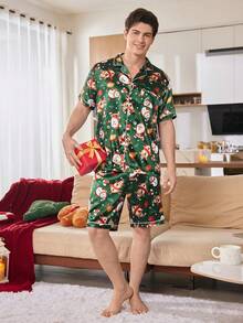 CoupledUp 2件套情侣圣诞老人印花缎面翻领睡衣套装，男士情侣配套缎面睡衣套装，短袖睡衣套装，圣诞节 - 彩色 - 查看 6