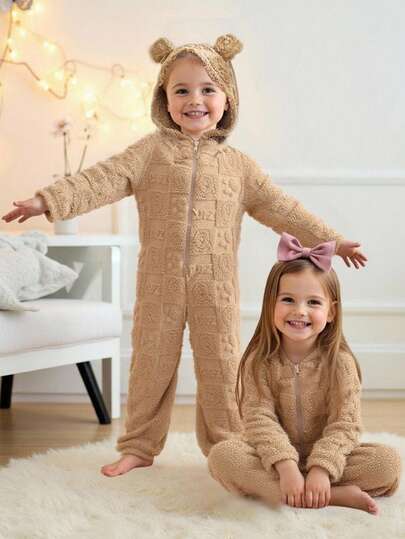 SHEIN Young Girl Baby Boy/Girl Cute Cartoon Print Fleece Hooded Footie Romper Suitable For Autumn & Winter, Indoor & Outdoor