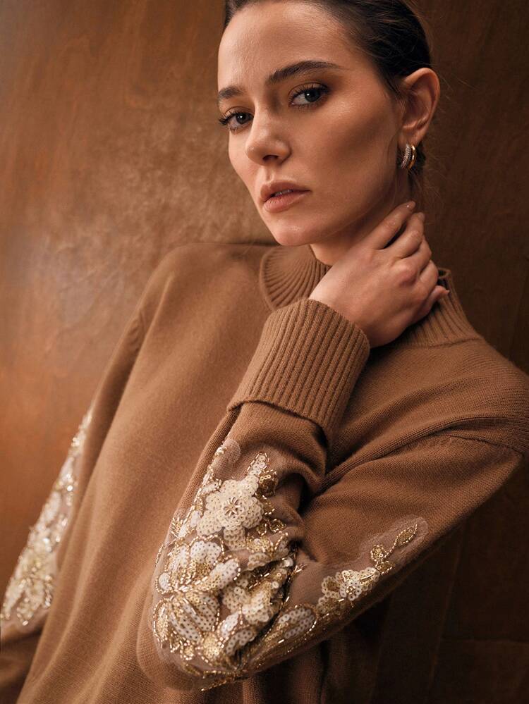 SEQUIN FLORAL EMBROIDERED TURTLENECK SWEATER, AUTUMN/WINTER