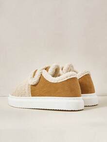 Cuccoo Pantoufles d'intérieur épaisses et entièrement couvertes pour femmes, chaudes et antidérapantes pour l'automne/l'hiver