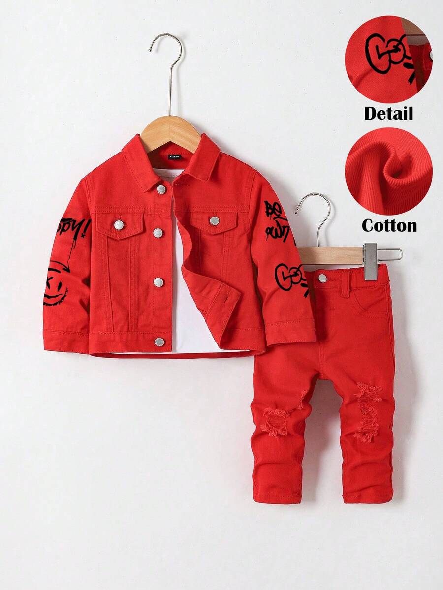 SHEIN Bộ 2 món/bộ quần áo mùa đông thoải mái cho bé trai, họa tiết graffiti phong cách đường phố, áo khoác denim đỏ và quần jeans bó rách, trang phục thường ngày và dạo phố cho bé trai, trang phục Halloween và Giáng sinh cho bé trai, trang phục năm mới, bộ đồ mùa đông cho bé trai, quần áo mùa đông, áo khoác cho trẻ mới biết đi - Đỏ - Xem 1
