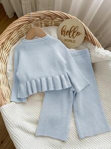 SHEIN Ensemble 2 pièces mignon comprenant un cardigan en tricot à manches raglan avec nœud décoratif et ourlet à volants, et un pantalon en tricot pour bébé fille - Bleu azur - Voir 2