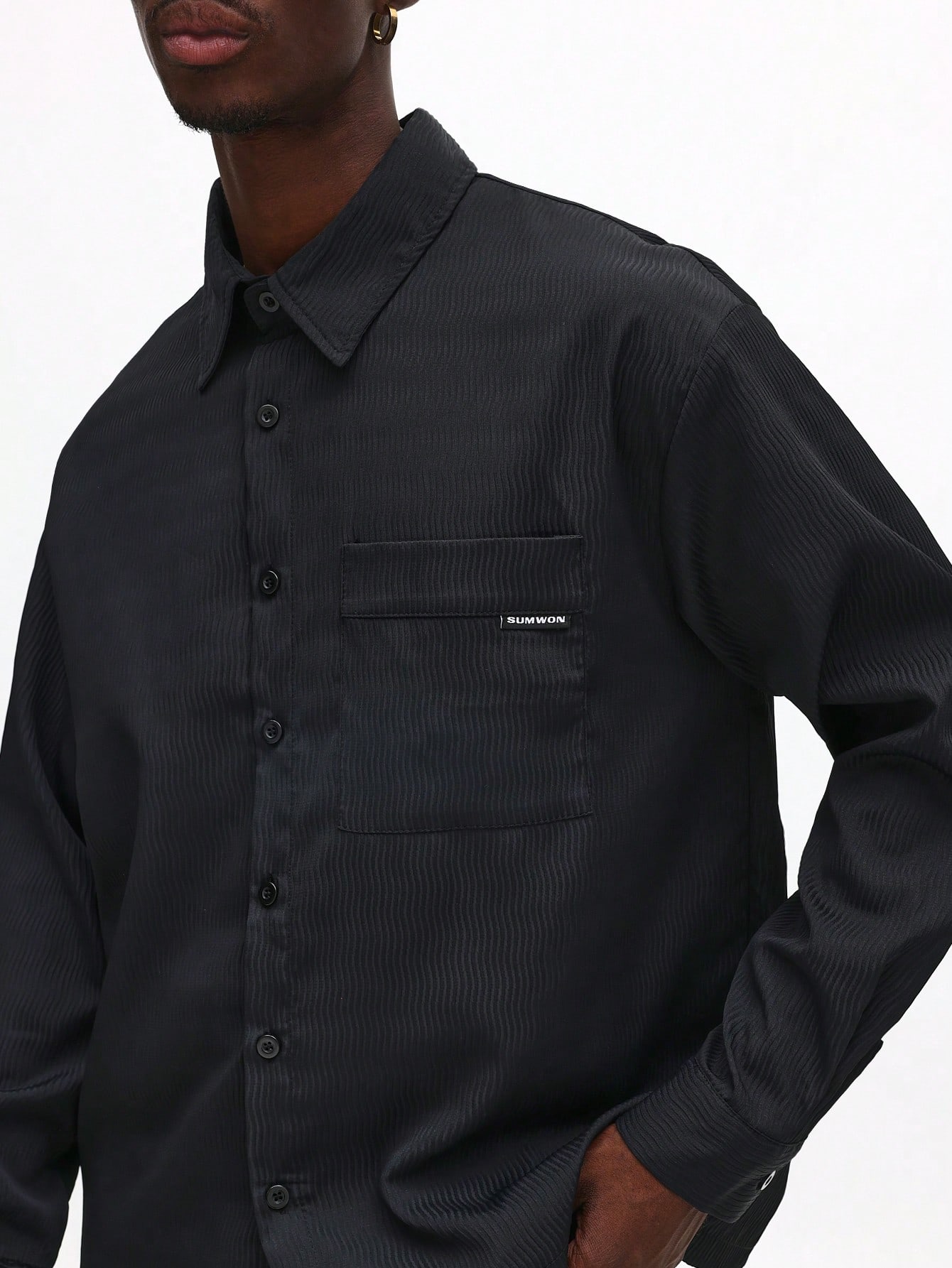 Chemise boutonnée à manches longues en velours côtelé