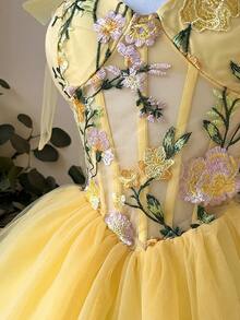 Lovelzi 春夏优雅浪漫浅黄色网纱刺绣3D提花吊带蝴蝶结鱼骨V腰泡泡裙，适合婚礼宾客、晚宴、单身派对、约会、婚礼、返校季、毕业季、成人礼、节日、生日、舞会、情人节等场合。 - 黃色 - 查看 6