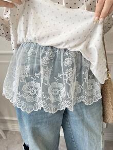 FRIFUL Damen Polka Dot Stoff Schleife Kragen Taillierter enger Saum Spitze Patchwork Ballerina Stil Langarm Süßes T-Shirt