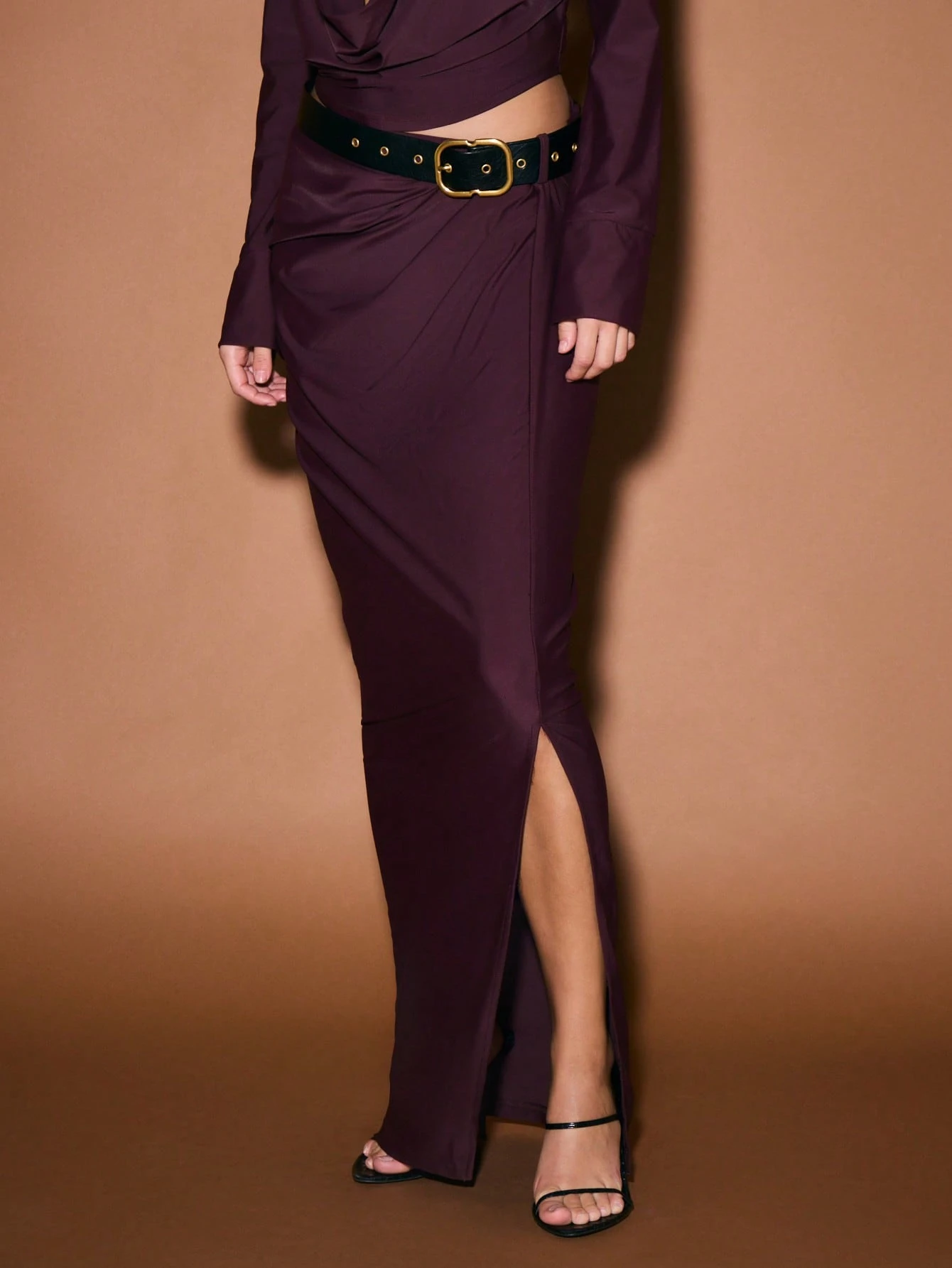 KIZN Drapierter, figurbetonter Maxirock mit Gürtel