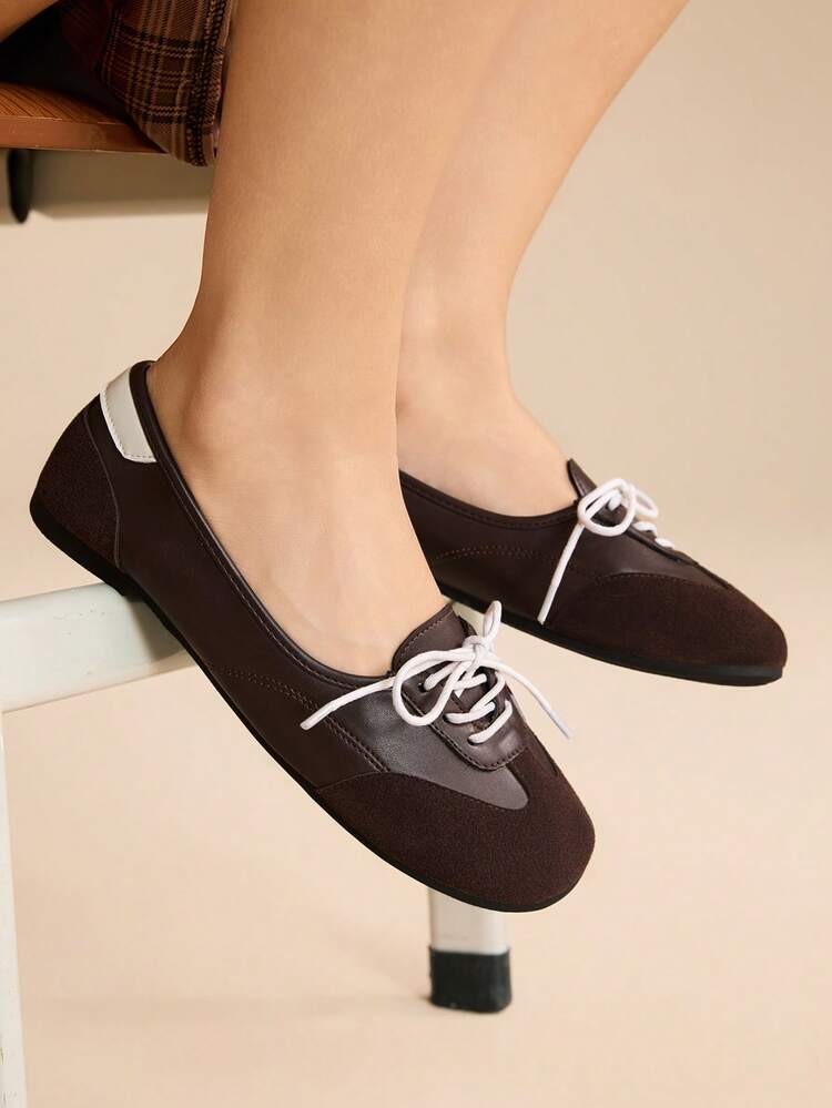 CUCCOO EASI Women's Black Round Toe Flat Tabi Split-Toe Mary Jane Shoes, Campus Style