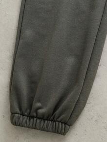 2 件/套时尚白色连帽衫搭配橄榄绿色裤子，适合青少年男孩的时尚服装，连帽衫采用绿色定位印花，面料柔软舒适，适合春秋季穿着，适合上学、郊游等。 - 軍綠色 - 查看 4