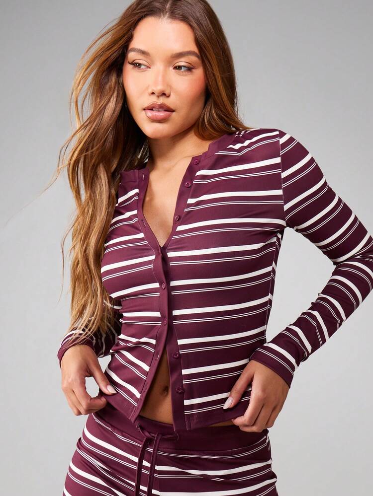 MISSGUIDED Cardigan de Malha Listrado com Botões, Manga Longa, Caimento Relaxado, Roupa de Descanso Aconchegante