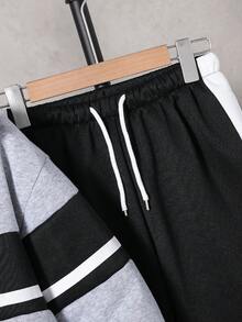 SHEIN 2件套青少年男孩花卉条纹拉链领运动休闲运动衫和慢跑裤套装 - 灰色 - 查看 6