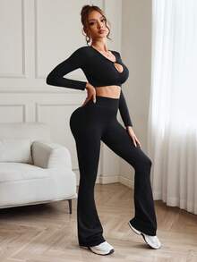 SHEIN Sports Women's Solid Color Hollow Out Cropped Top And Flare Pants Sports Suit - Black - View 4