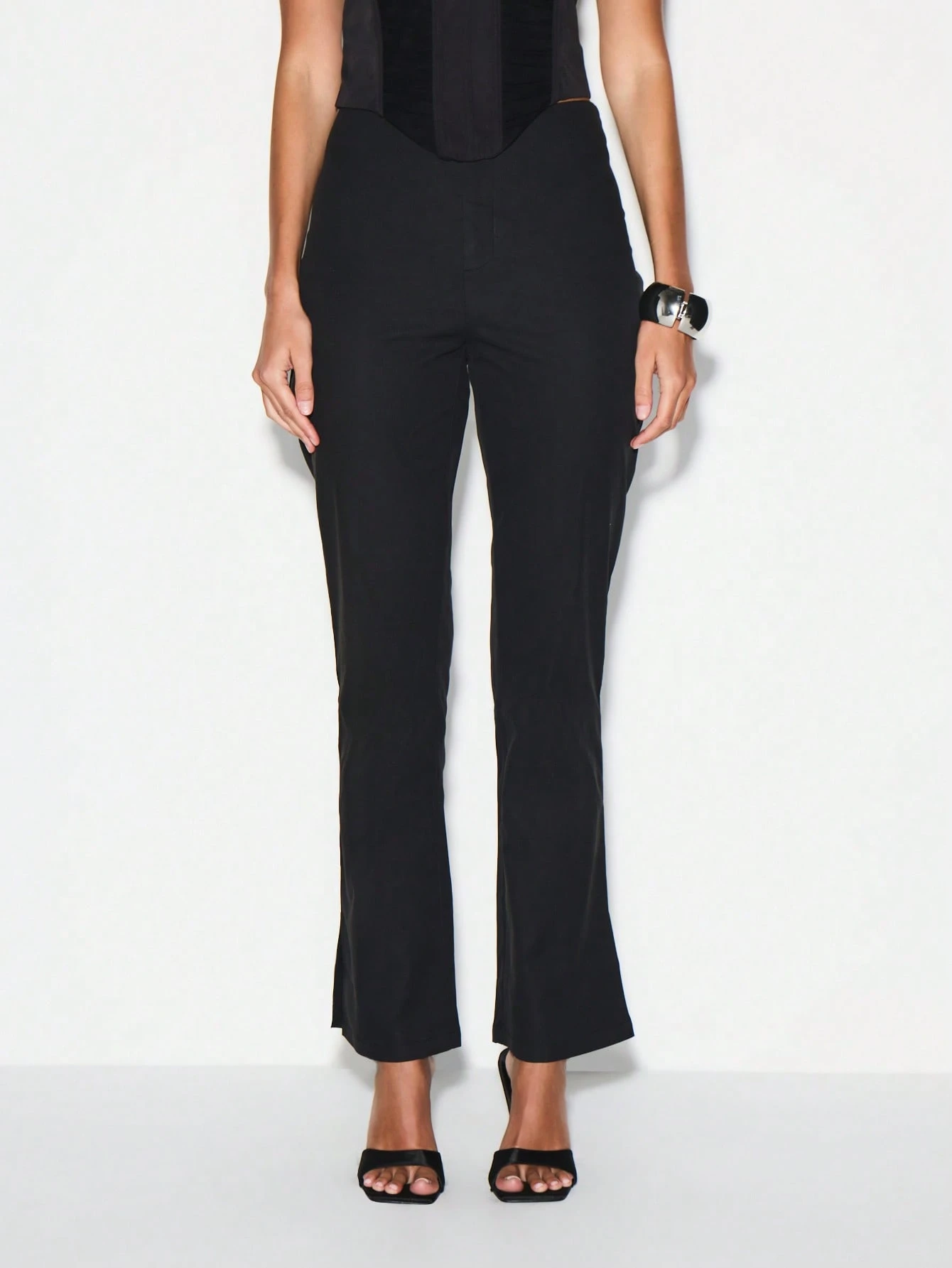 KIZN Ausgestellte Bengaline-Hose mit hoher Taille