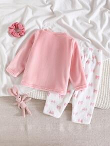 SHEIN Genkimix Kids Baby Girls' Cute Pink Bow Embroidered Fluffy White Long Sleeve Top And Pink Plaid Pants Thickened Autumn/Winter Pajama Set Cozy Pixies Baby Girl Set Bow Newborn Outfit Baby Girl Warm Sets Baby Girl Long Sleeve Set Baby Casual Sets - Pink - View 2
