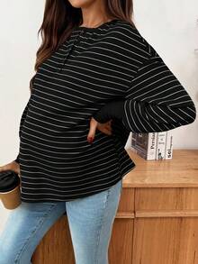 SHEIN 孕妇条纹纽扣半襟落肩长袖休闲T恤 - 黑與白 - 查看 3